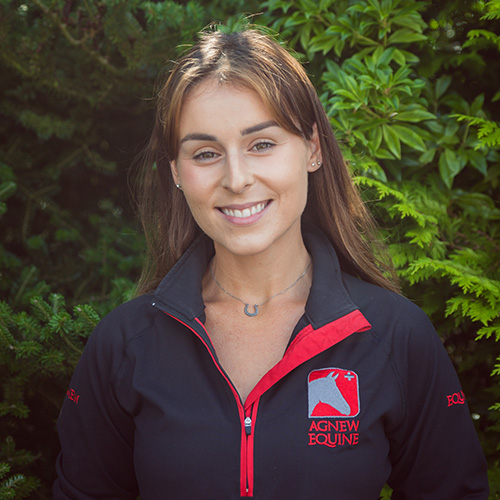 Introducing New Vet - Anne Burns 